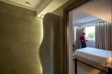 Hotelli Sette Suites & Rooms   Adults Only