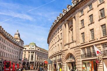 شقق خاصة سياحية The Soho Loft   Elegant & Modern 1bdr In Soho