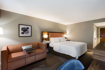 Отель Hampton Inn Philadelphia / Willow Grove