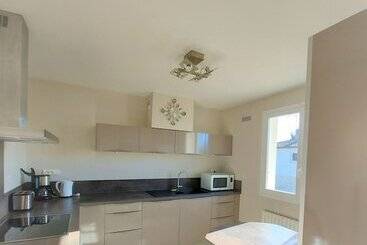 Lägenhet Locations Avec Jardins Privatifs