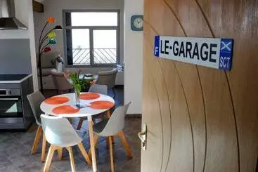 ツーリストアパートメント Appart Hôtel Le Garage