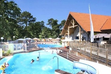 Отель Mobil Home Au Charme Rétro Unique