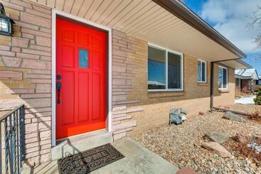 茅舍 The Meadowlark Manor Spacious Backyard & Hot Tub