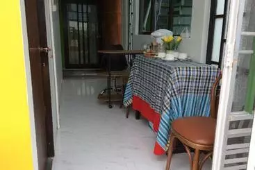 Hotel The Point @ Airport