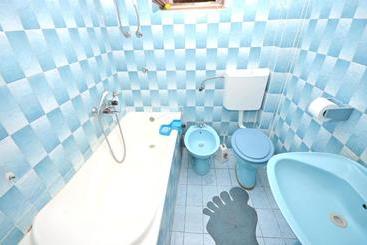 ツーリストアパートメント Apartments Goroslava