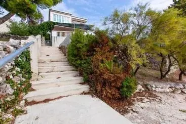 Turistihuoneistot Apartments Kresimir