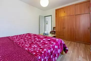 ツーリストアパートメント Apartments Ratko