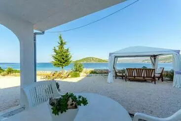 Turistihuoneistot Apartments Rozalija