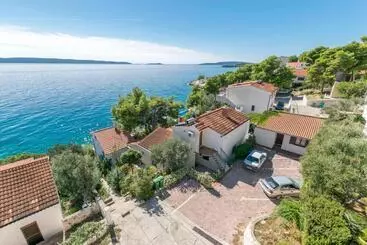Turist apartmanları Apartments Villa Bok