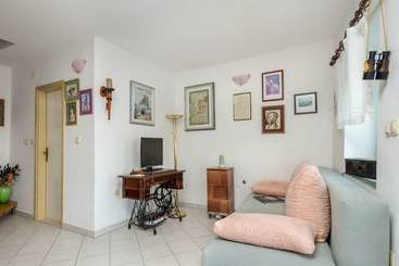 Жильё для туристов House Ivana