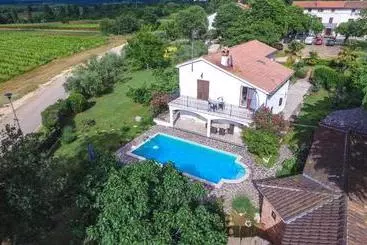 Vakantie-appartementen Villa Lanima