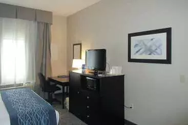 هتل Comfort Inn