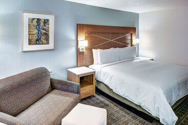 Otel Doubletree By Hilton Milwaukee Downtown