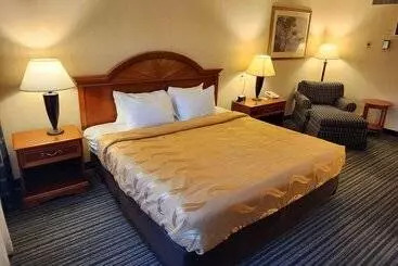 هتل Quality Inn Horseheads