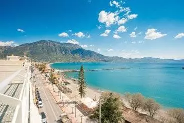 Turistihuoneistot Seafront Penthouse Leo