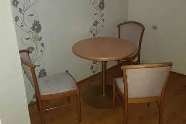 ツーリストアパートメント Wohnen Im Kleinen Fachwerk