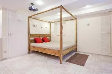 آپارتمان‌های توریست‌ها Rentalspb Studio On Nikolskaya