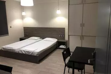 Roomotel Apartments