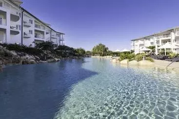 ツーリストアパートメント Resort On The Beach 1219/20