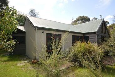 ツーリストアパートメント The Lodges