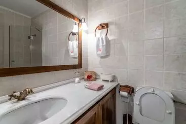 Turistihuoneistot Villa Sealia Elegantseasidein Spetses