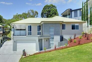 Turistlägenheter Signature House 52 Saratoga Avenue