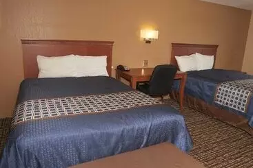 Hollow Inn And Motel