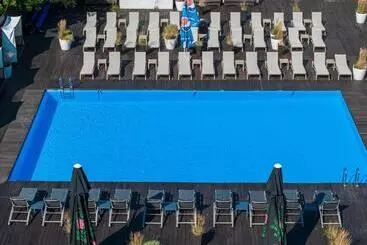 ホテル Maloves Resort & Spa