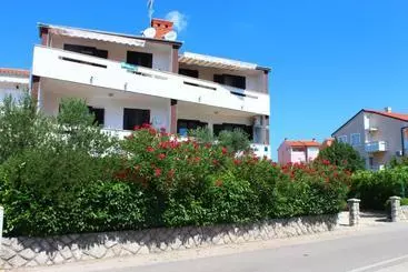 Turistihuoneistot Apartment Arna