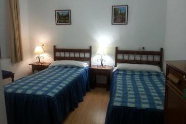 پانسیون Pensión Ciudad Navarro Ramos