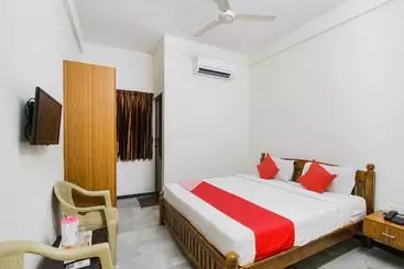 Hotel Oyo 63077 Sarah Homestay
