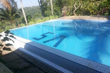 호텔 Domisili Ijen Cliff By Fays Hospitality