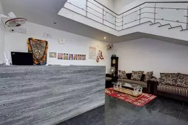 Sky Hotels By Oyo Rooms