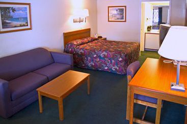 فندق Knights Inn Palm Harbor