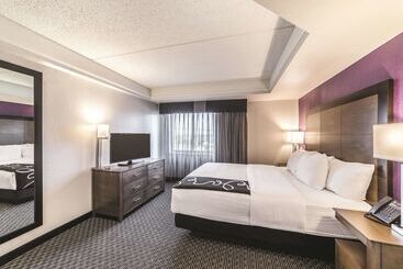 Otel La Quinta By Wyndham Austin Airport