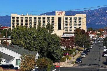 Lincoln Hotel Monterey Park Los Angeles