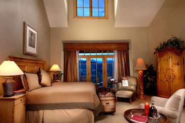 Hotel Lodge & Spa at Cordillera