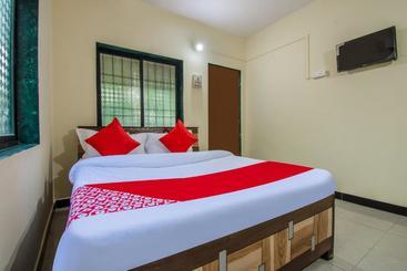 Hotel Oyo 62729 Dg Resort