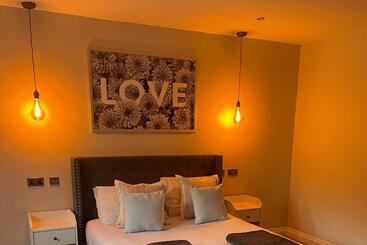 酒店 The Station Restaurant & Bar