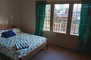 هاستل Habitaciones Villa Blosset