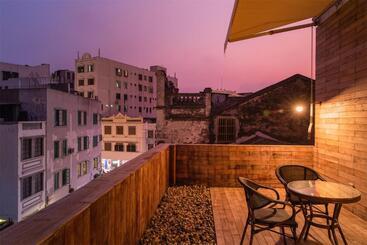 בית מלון כפרי Wander Hostel