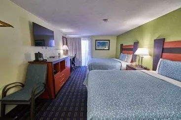 Otel The Mariner Resort Cape Cod By The Red Collection