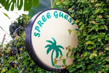 ペンション Spree Guest House