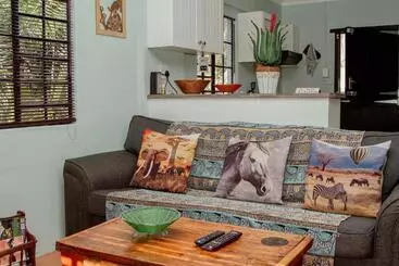 Mökkimajoitus The Green Lantern   Howick