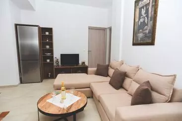 آپارتمان Albertos House