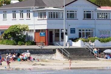 הוסטל Moana Lodge