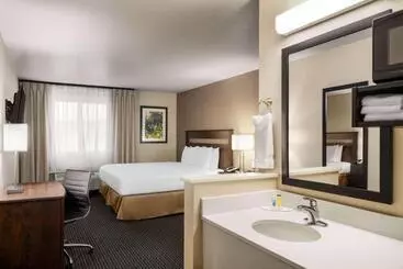 호텔 Travelodge By Wyndham Dexter