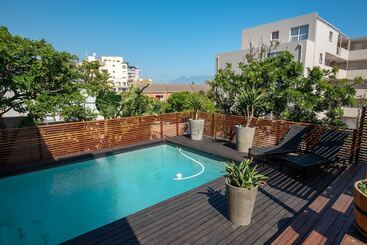 פנסיון Bentley S Guesthouse