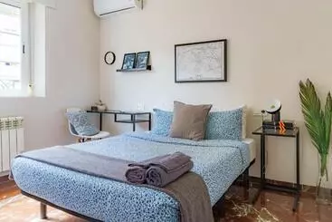 Pensão Casa La Fontana   Hostatel