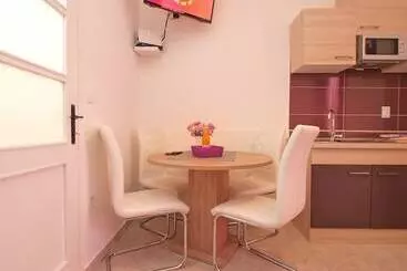 آپارتمان‌های توریست‌ها Apartment 1380